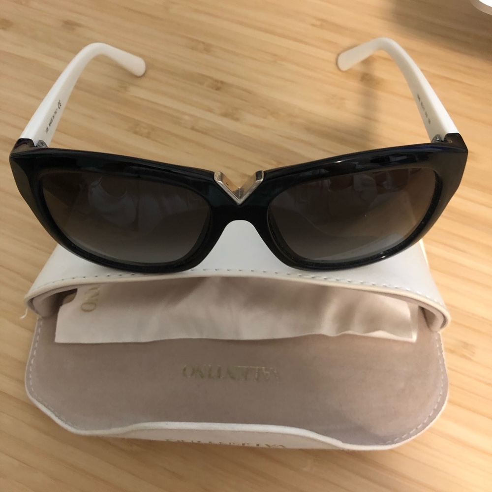 Valentino sunglasses